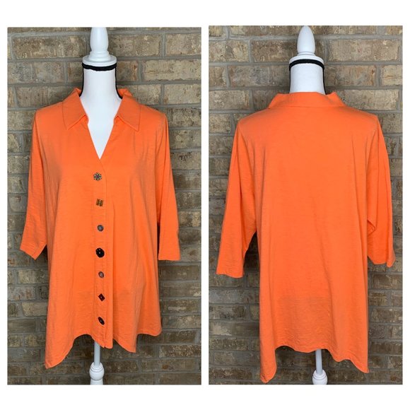 Soft Surroundings Tops - Soft Surroundings Plus Danielle Button Top-B42